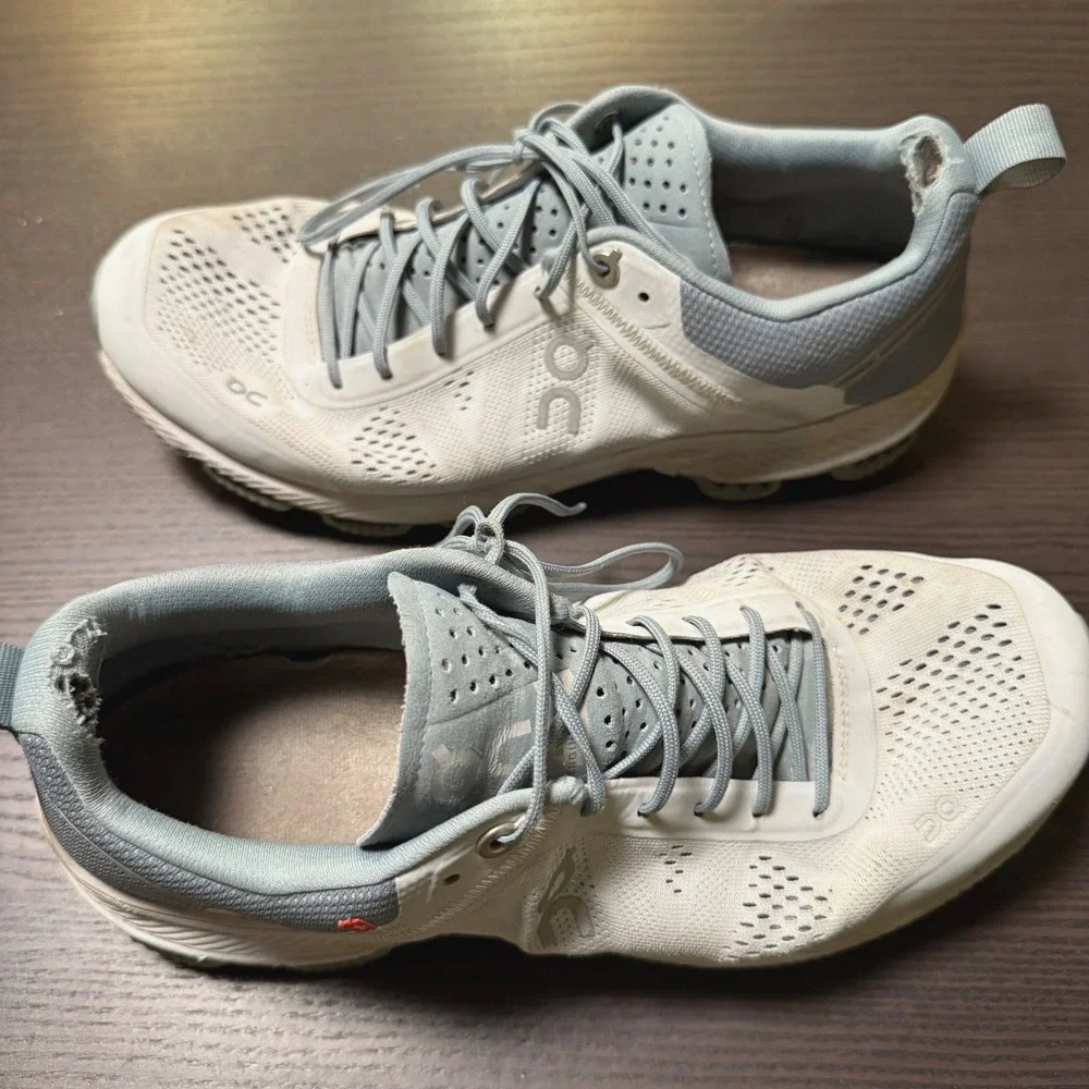 On‎ Cloud Running Shoes Women's US 9 EU 40.5 Gray Athletic Sneakers